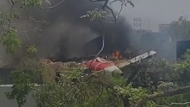 OMG! Air India ka Plane Crash: Ahmedabad mein Bada Hadsa