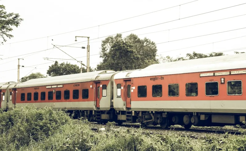 Thane Tragedy: Man Killed Taking Selfie on Railway Tracks