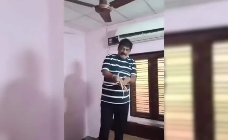 AC mein Saanp! Family ko laga jhatka