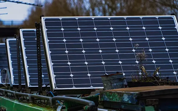 Wah! Emmvee ko Mila Rs 1,500 Crore ka Solar Order!