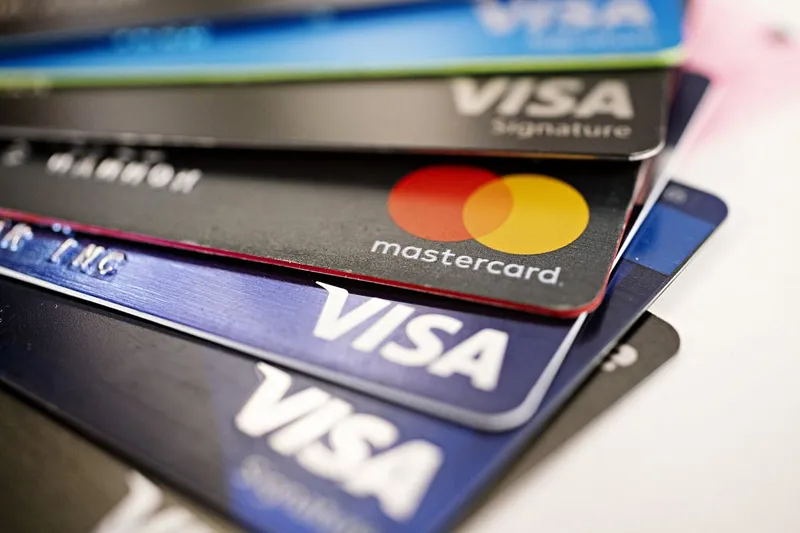 Credit Card Minimum Due: Fayde Aur Nuksan