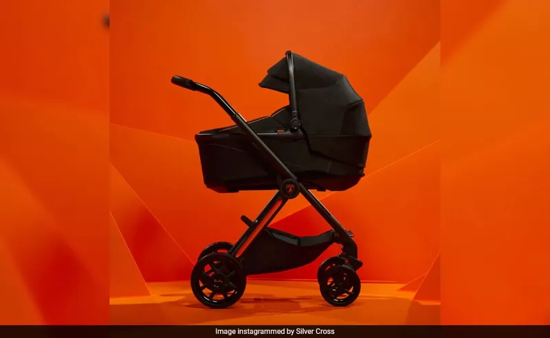 Lamborghini ka Baby Stroller: 5000 dollar ki Sawari!