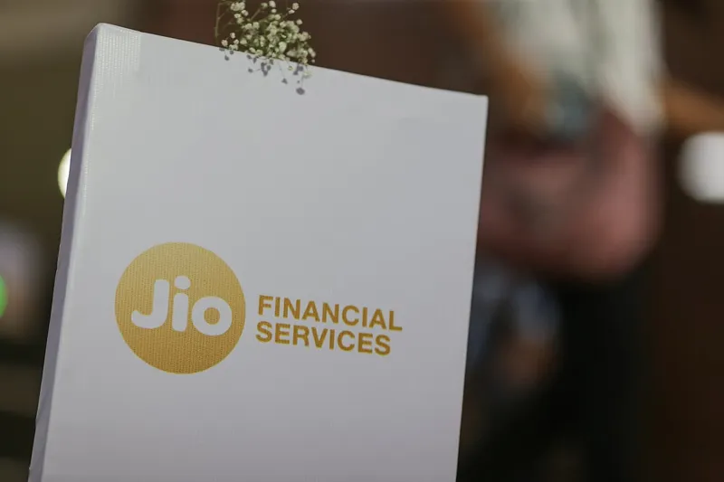 Jio ne khareeda Jio Payments Bank!