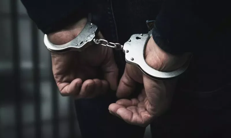 Lonavala Mein Darawani Ghatna: Mahila Kidnap, Rape, Road Par Phenki Gayi