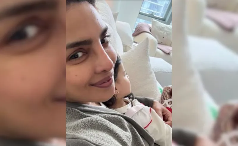 PC aur Beti Malti ki Cute Selfie!