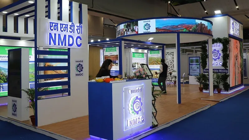 NMDC shares mein giraavat, dividend ka asar