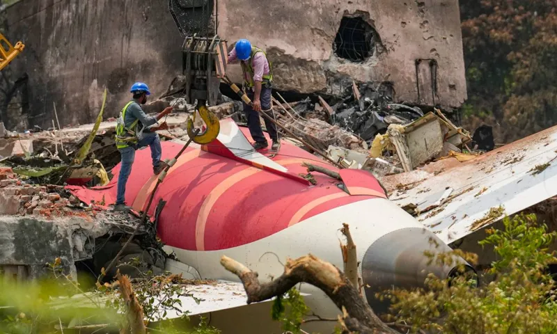 Air India Crash Update: Black Box Mila, Investigation Tez!