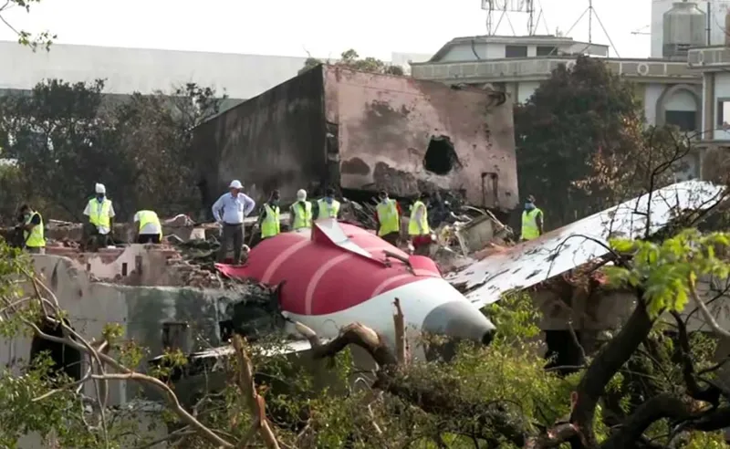 Air India Crash: Pehli Body Family Ko Mili, DNA Se Hui Pehchaan