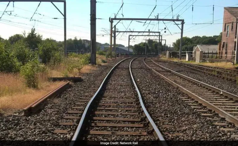OMG! British Summer Mein Rail Lines Buckle? 😲