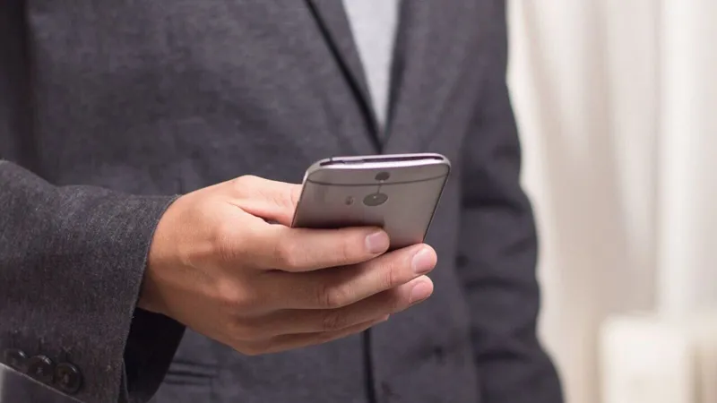 LinkedIn Controversy: CEO’s Public Criticism of Job Candidate Sparks Outrage