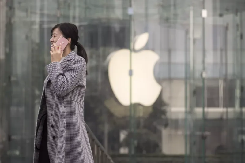 Shocking! Apple China Mein Pehla Store Bandh Kar Raha Hai!