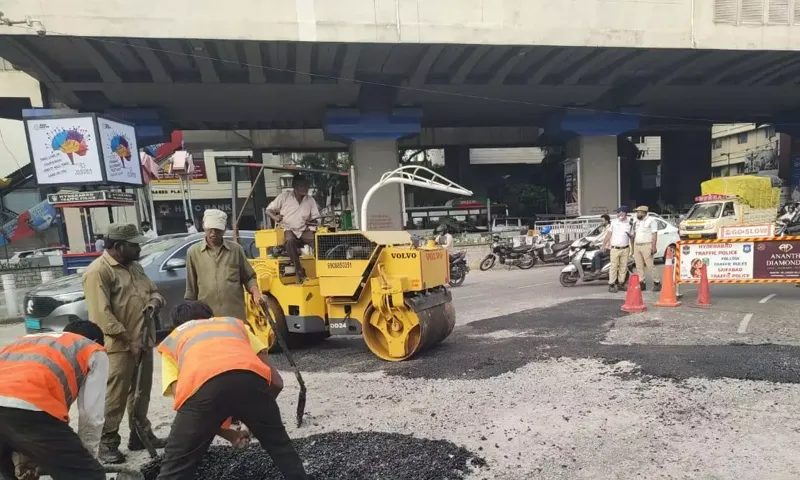 Hyderabad: Pothole se Pareshan? Good News! Road Safety ka Naya Plan