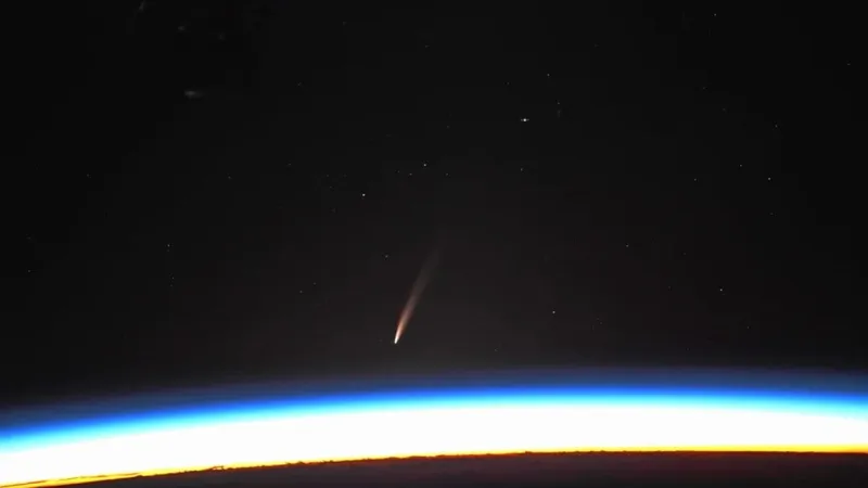 Breaking News: Comet ATLAS May Be Breaking Apart!