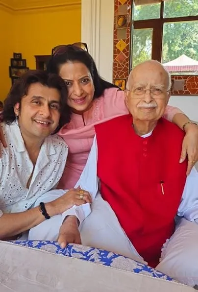 Sonu met Advani, DTU sachchai batai!
