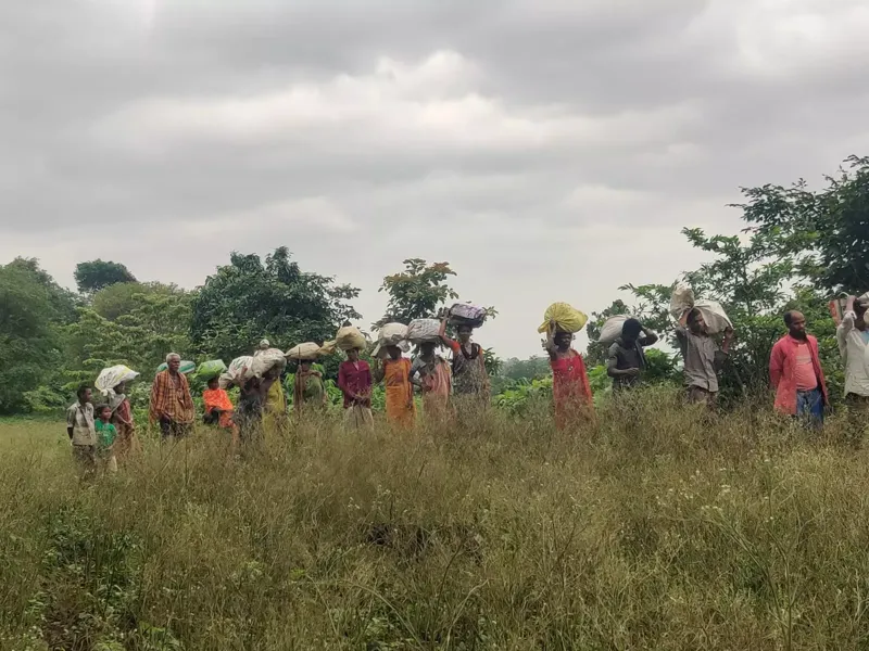 Tribal Villagers ka Dharna: Kya Sarkar Sunegi?