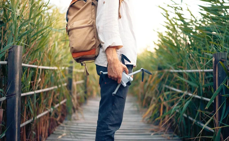 Travel Vlogs Hit Nahi Ho Rahe?  In Tricks Se Banaye Scroll-Stopper Reels!
