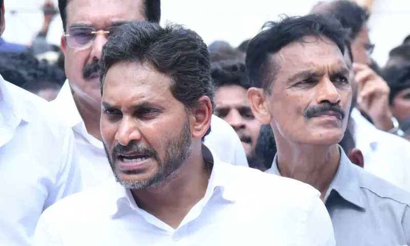 Jagan ka Hamla: Andhra mein ‘Red Book’ Raj?