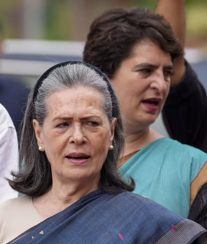 Sonia Gandhi: Gaza mein ‘Genocide’? Modi Sarkar Chup Kyun?