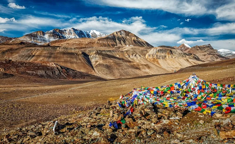 Ladakh Calling: Sky High Adventures ждут आप को!