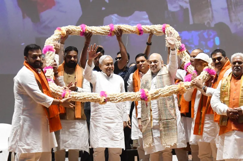 Amit Shah ka Lalu-Sonia par vaar: ‘Bihar ko barbaad kiya’
