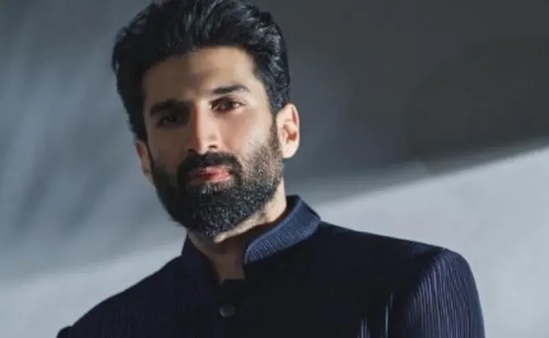 Mumbai mein Dhamaka! Dubai wali ne kiya Aditya Roy Kapur ke ghar pe dhamaka!