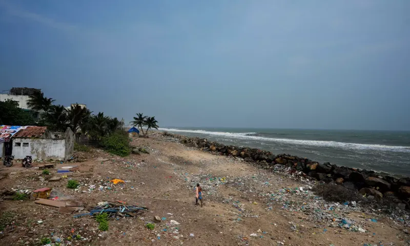 Bada Bhookamp Russia Mein, India Safe? Tsunami Alert Update