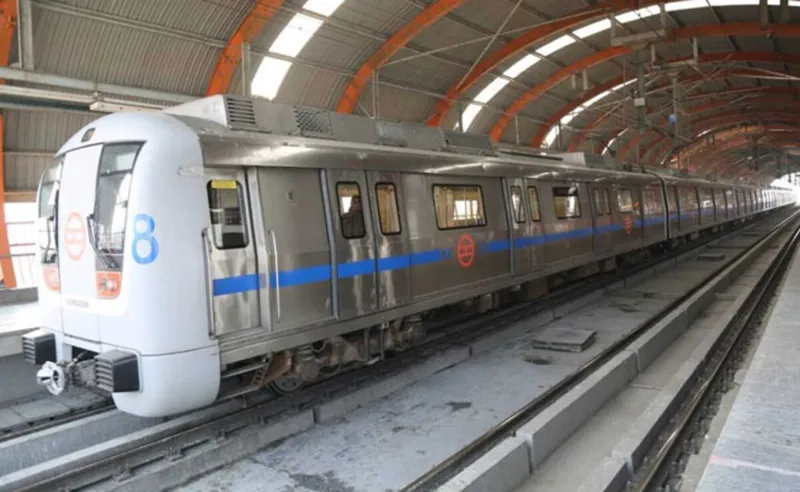 Delhi Metro Blue Line:  Fir Chal Rahi Hai!