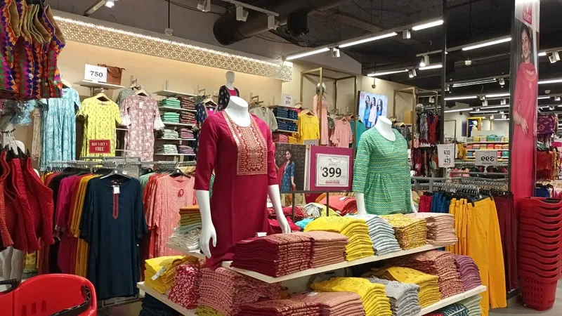 V-Mart Shares Jump 12% on Strong Q3 Earnings